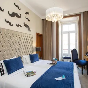 Casual Belle Epoque Hotell