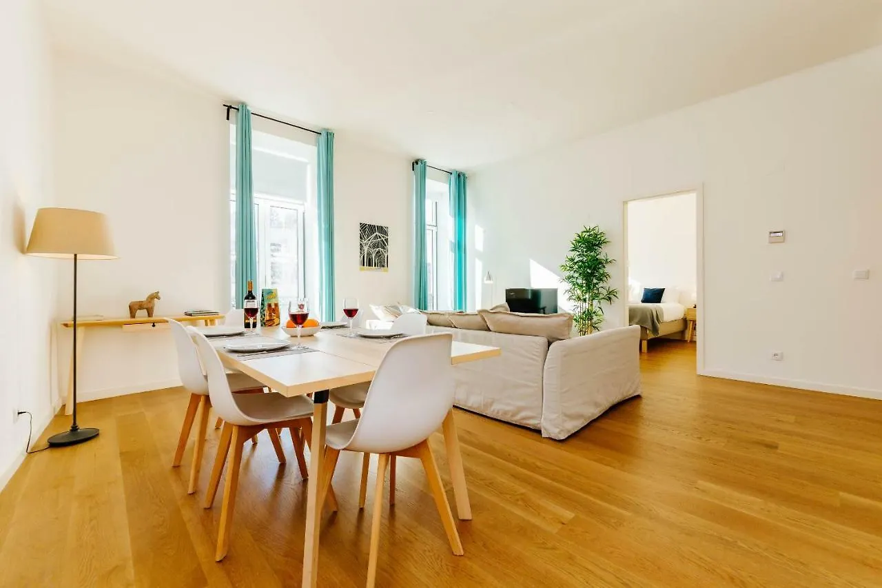 Minimal Lust R2 Apartment Lisbon